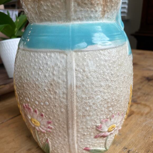 1880s English majolica art pottery pitcher - Picture 7 of 9